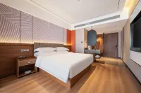 Molin Jinshang Hotel (Guanlanhu Shopping Park Branch, Zhenxiong County)