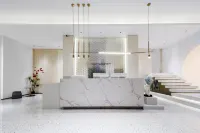 Yiwu Qingtao E-sports Hotel