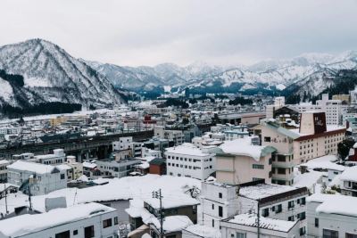 スタンダード和室10畳+広縁3帖<ゲレンデビュー> 越後湯沢温泉 露天大岩風呂の宿 湯沢東映ホテルの写真
