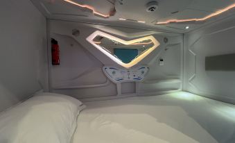Sleep Capsule · Mini Hotel (Fuzhou Changle Airport)