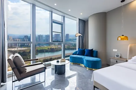 Chunchengyi Homestay (Kunming South Station Colorful Yunnan First City Branch)