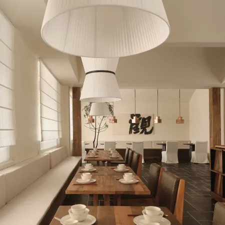 AZITA·JinXin Hotel
