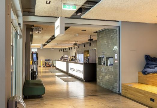 4. A&O 프랑크푸..