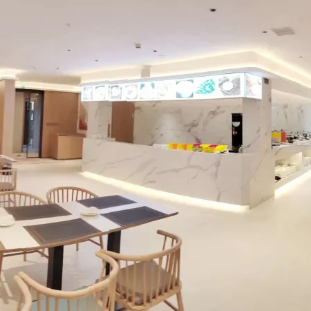 Tianmen Junjia Hotel Limited Company Donghu Branch