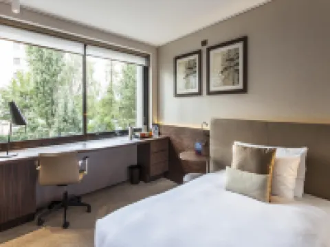 Crowne Plaza GENEVA by IHG فنادق في جنيف