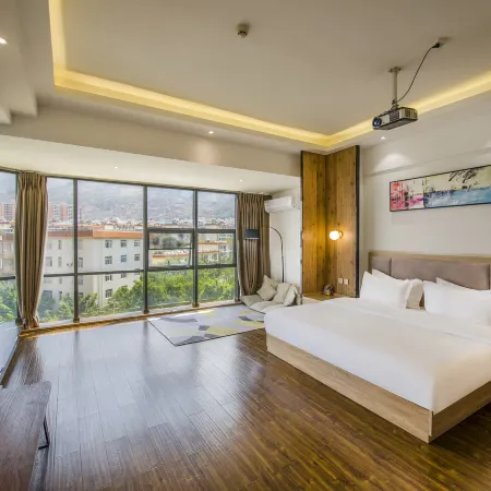 Pengrun Holiday Hotel