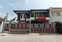 RedDoorz @ Alquiza Residences Parañaque