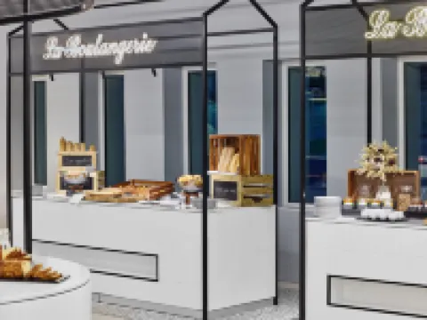 H4 Hotel Wyndham Paris Pleyel Resort Hotels in Saint-Denis