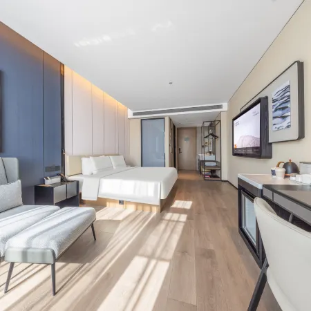 Atour Hotel Gaoyou Clothing City