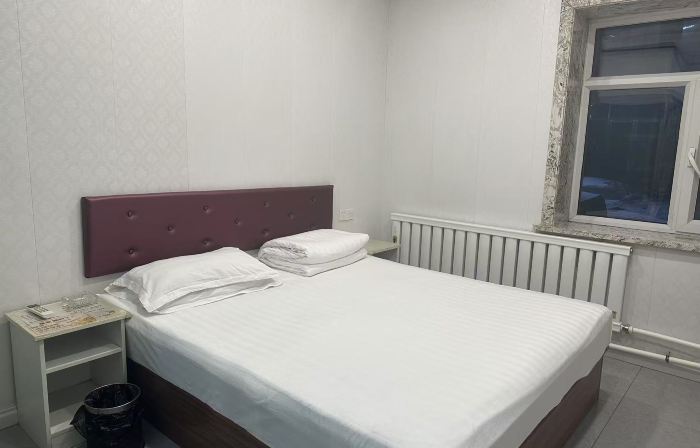 Juyuan Yijia Express Inn