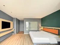 PSY Hotel (Fangchenggang Port) Hotels near Ho Chi Minh trail