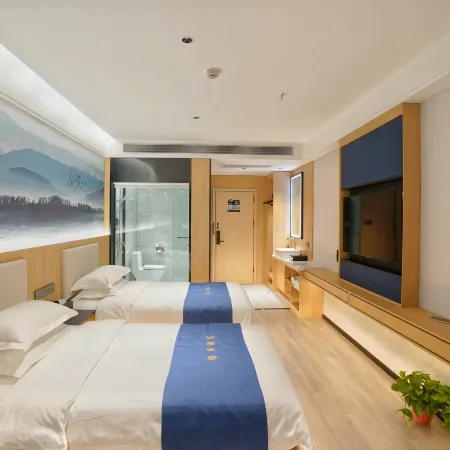 Grand East Coast Hotel