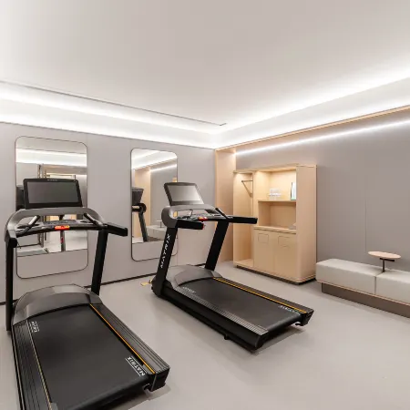 JI Hotel (Jiangmen Shuanglong Square)