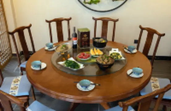 黃山隱溪湯泉民宿（黃山湯口南大門店）