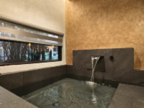 Yiqianlingyiye Courtyard-Style Hotel (Shaoxing Shusheng Guli Cangqiao Old Street) Hotels near The Calligraphy Sage Historic Site