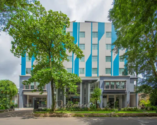 Oakwood Merdeka Bandung Hotels near Merdeka Building