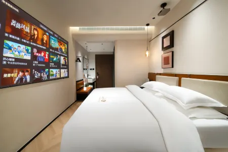 LBEDANSWER Hotel (Suzhou Guanqian Street Branch) Отели рядом с достопримечательностью «Suzhou Culture and Arts Centre»