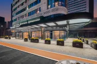 Mercure Jinandong Railway Station Longhu Tianjie Hôtels à proximité de l'Aéroport international de Jinan Yaoqiang