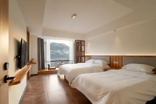 Xin'an Hotel · Designer Hotel | Huizhou Aesthetic Space (Huizhou Ancient City Branch)