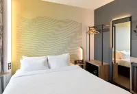 B&B Hôtel Paris Meudon Vélizy Hôtels à : Vélizy-Villacoublay