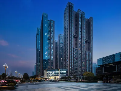 Ruihao Yazhi Hotel (Century City Metro Station, New Convention and Exhibition Center) Ξενοδοχεία στην πόλη Global Center/Century City new exhibition