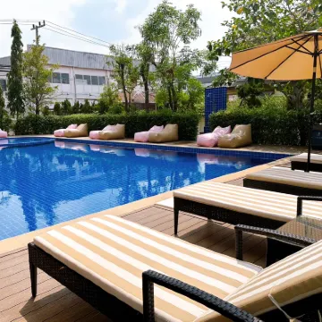 米洛夫素萬那普機場飯店 KMITL Faculty of Architecture附近的飯店