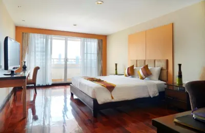 S.M. Grande Residence