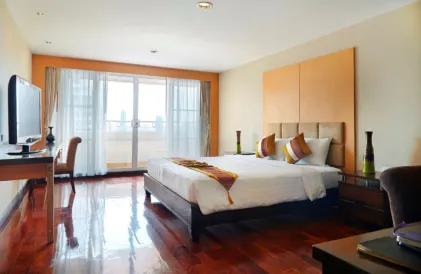 S.M. Grande Residence