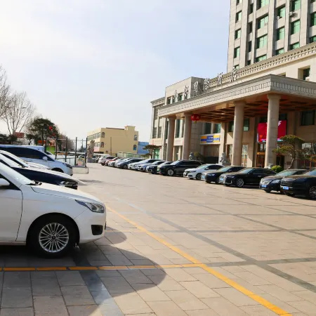 Qingzhou Tianbao International Hotel