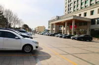 Qingzhou Tianbao International Hotel - Parking