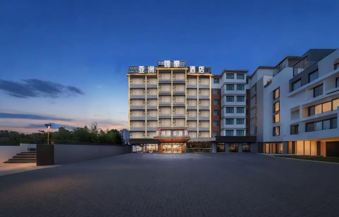 Asia Jinhao Hotel (Yongfeng Long-distance Bus Station)