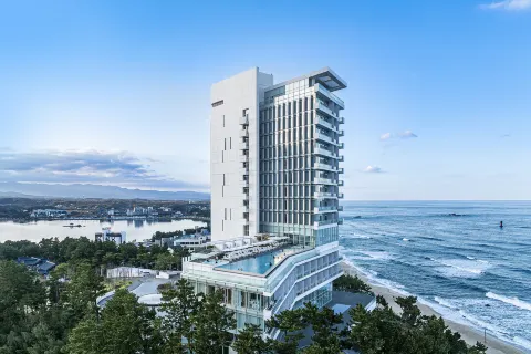 Seamarq Hotel