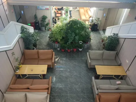 Holiday Inn View Philippe