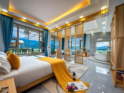 Ming Yue•Mo Wen(Lodging) the Old Town of Lingjiang North Gate Market Store Hotels in Beimenpo