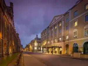 Hilton Cambridge City Centre