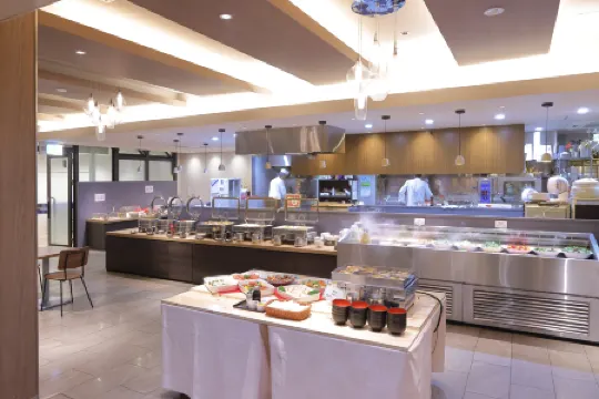 Shinsaibashi Grand Hotel Osaka Отели рядом с достопримечательностью «Намба»