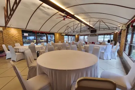 AlSafina Kijal Beach Resort & Restaurant