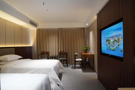 Shengminggong Hotel Отели в г. Уци