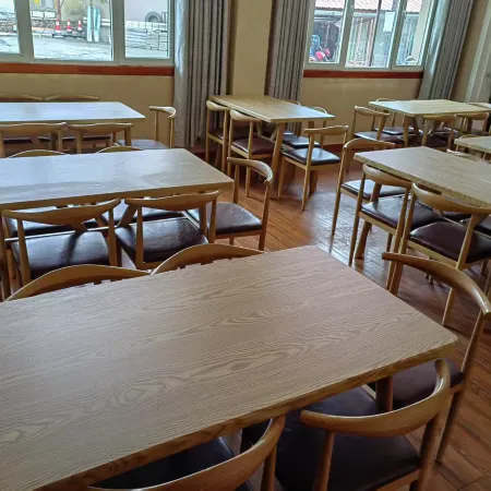 Langmusi Linjiang Holiday Hotel