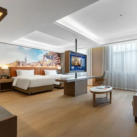 Vienna Hotel (Tianshui High-Speed Railway South Station Qiaonan International Shopping Plaza)