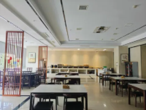 Vienna International Hotel Yi Yang High tech Zone High speed Railway South Station Branch
