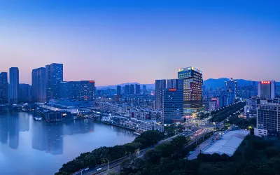 Echarm Plus Hotel (Quanzhou Wanda Plaza) Отели рядом с достопримечательностью «Taoyuan Bridge»