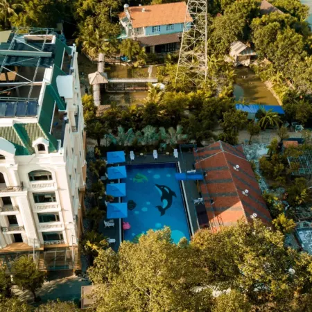 Golden Emerald Resort Отели рядом с достопримечательностью «Комплекс туннелей Кучи»