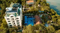 Golden Emerald Resort Hotels in Chanh Nghia