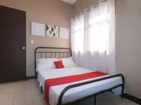 RedDoorz @ Aurea Apartelle Hotels near Casa Mariquit