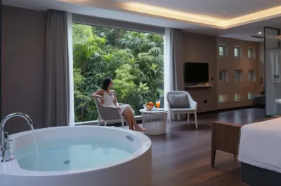 Lijiang Time · Linxi Senxi Snow Mountain Scenic Holiday Hotel Отели в г. Helongtan