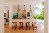 Ycona Luxury Resort - bar