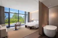 LANDISON RETREAT JUNMAN XIANJV