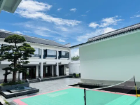 Lilian Hidden World Hotel (Wanlvhu Branch)