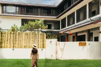 Private Snow Mountain Hot Spring | Log-Controlled Exclusive Courtyard (Baisha Ancient Town Branch) 바이샤구전/백사고진 호텔